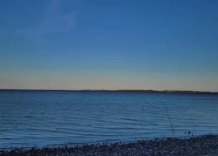 5 Person In Hesselager-by Traum