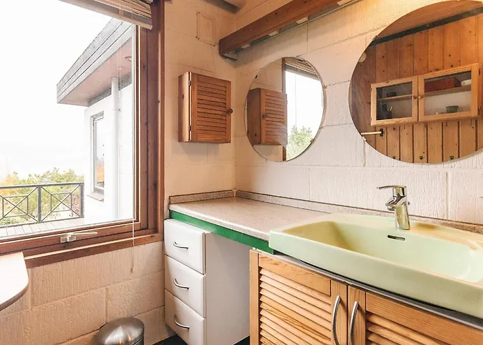 5 Person In Hesselager-by Traum * Hesselager